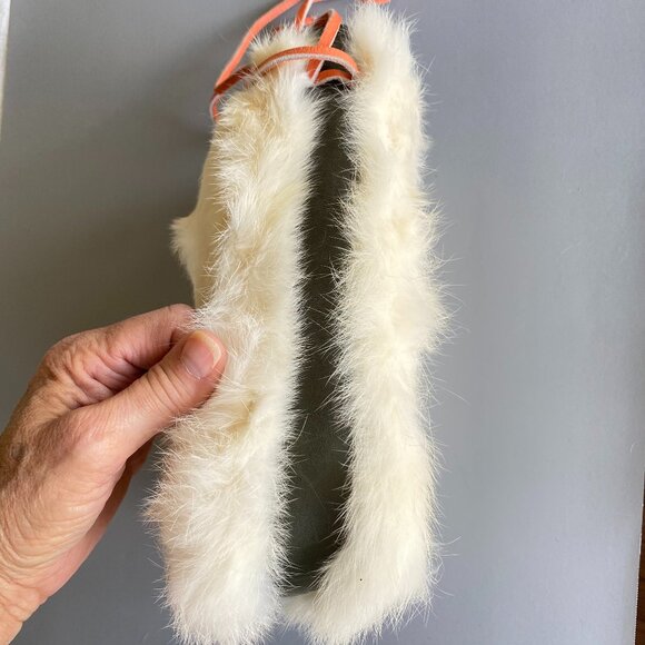 Handmade Genuine Rabbit Fur Drawstring Bucket Bag - Picture 3 of 14